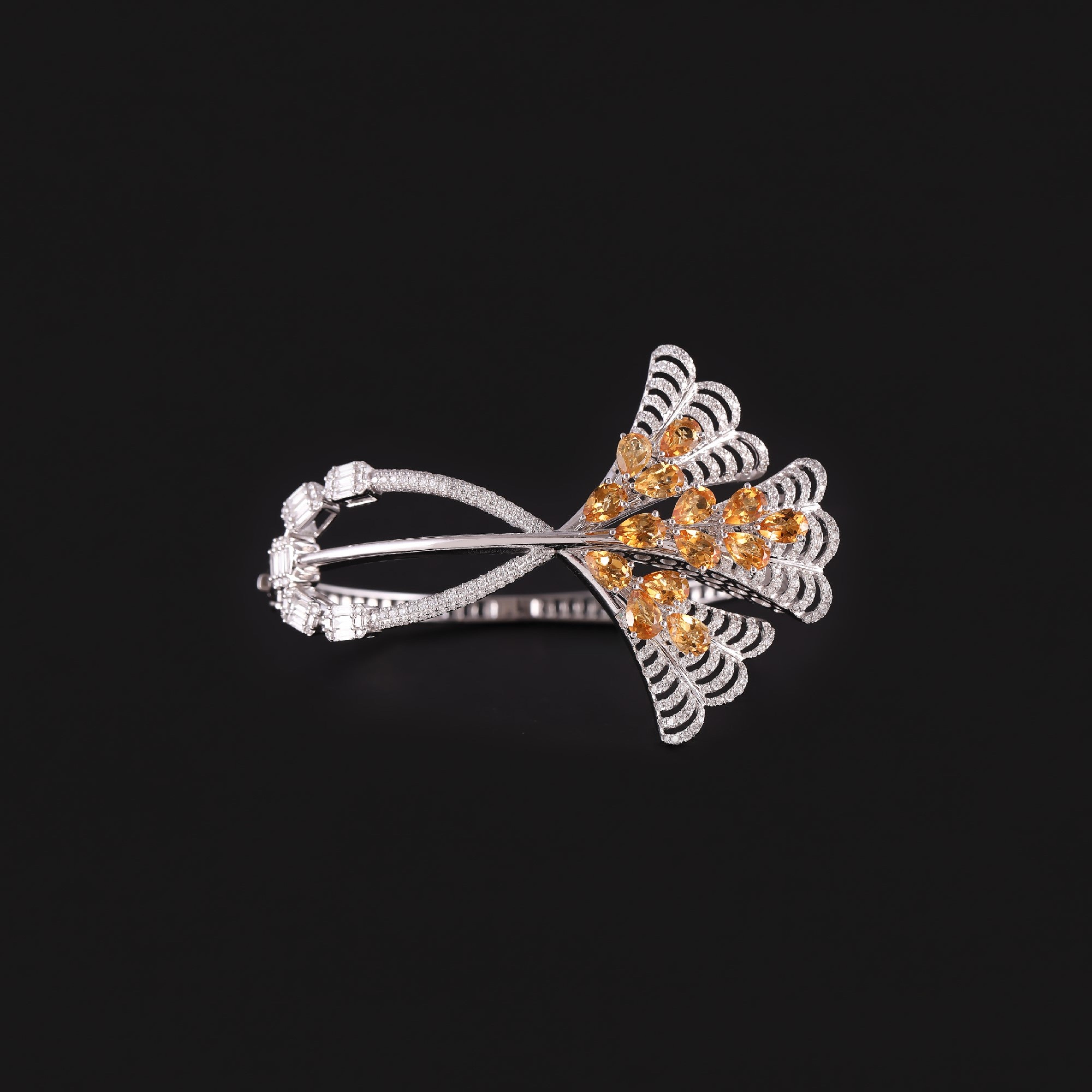Analemma 8 Citrine Bracelet