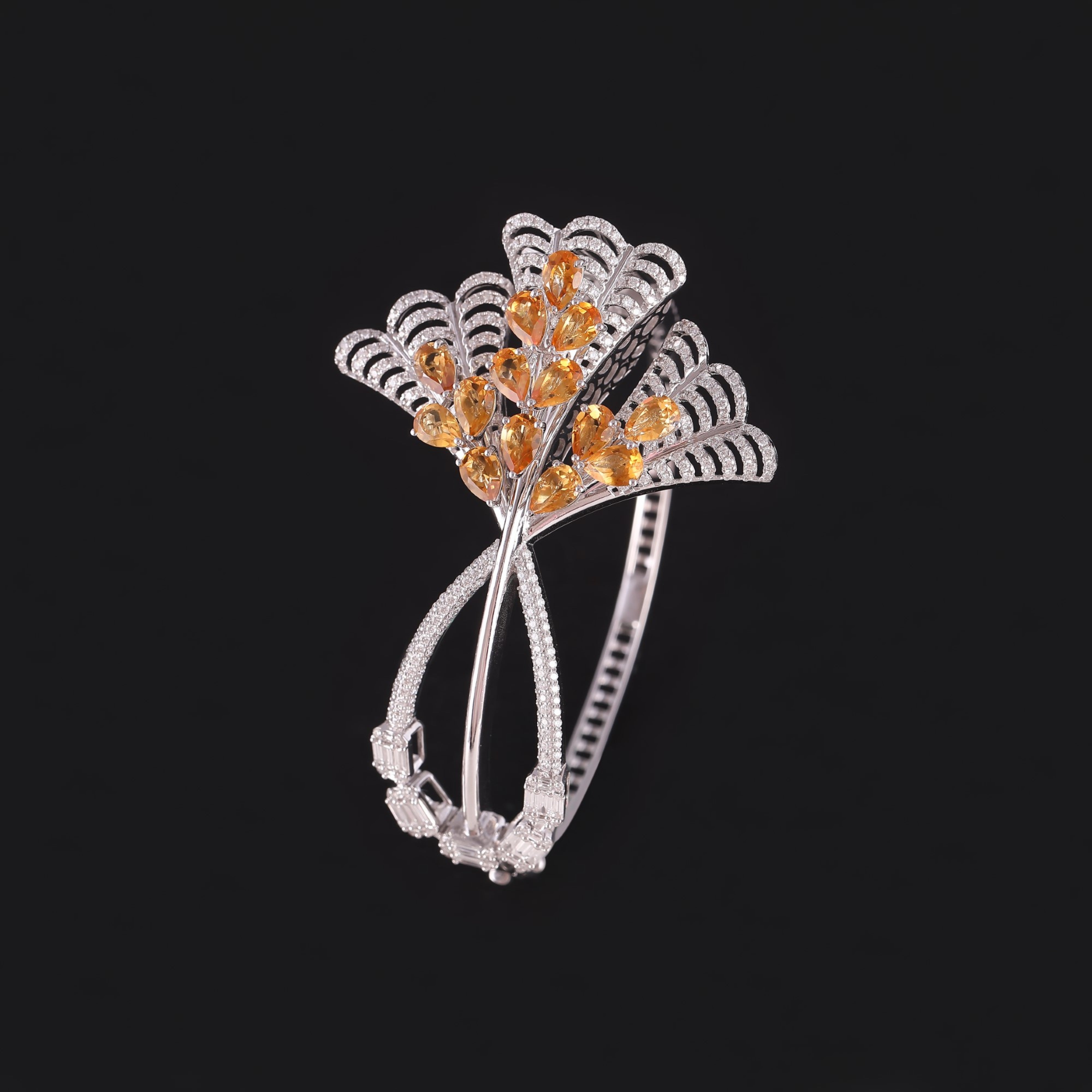 Analemma 8 Citrine Bracelet