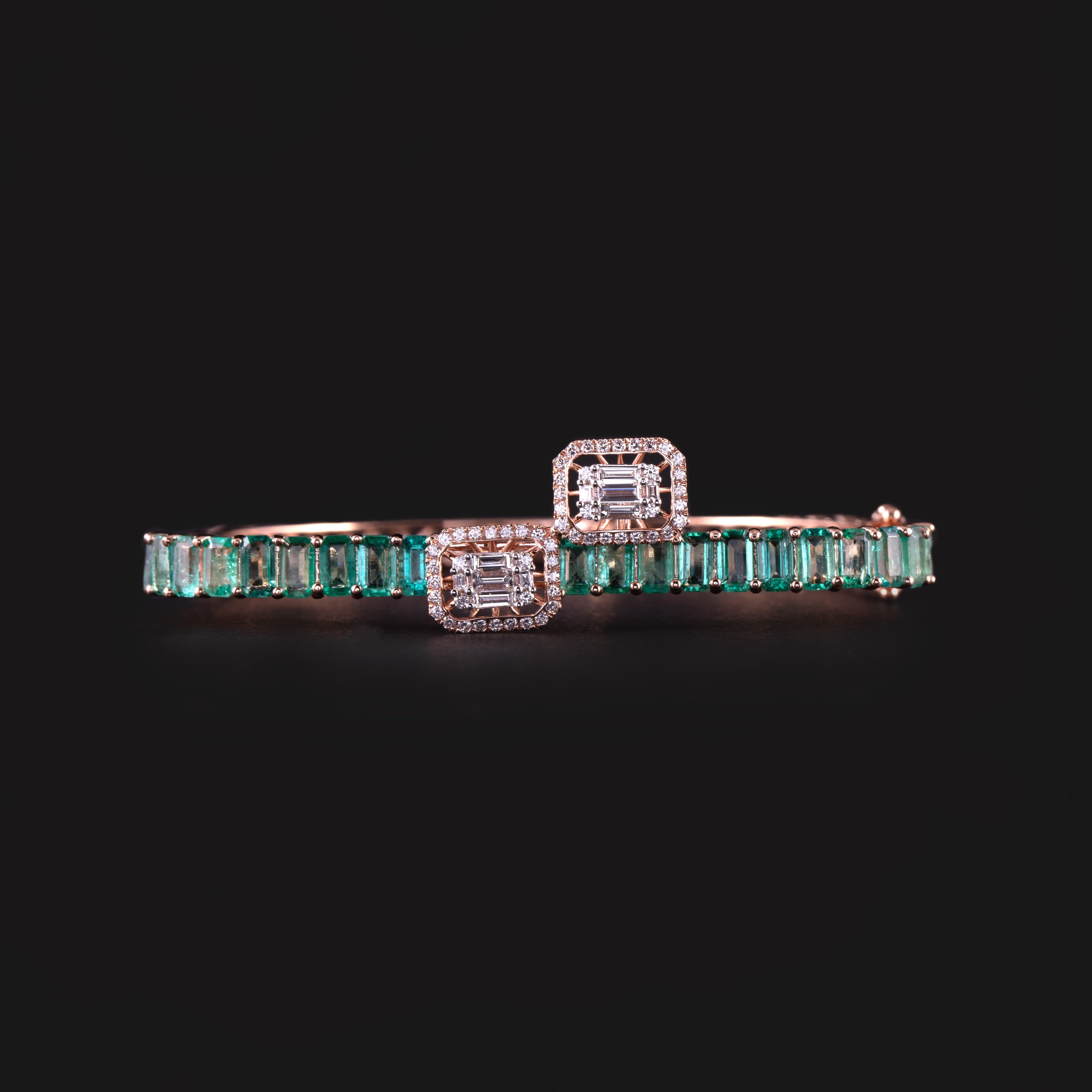 On Hold Emerald Bracelet