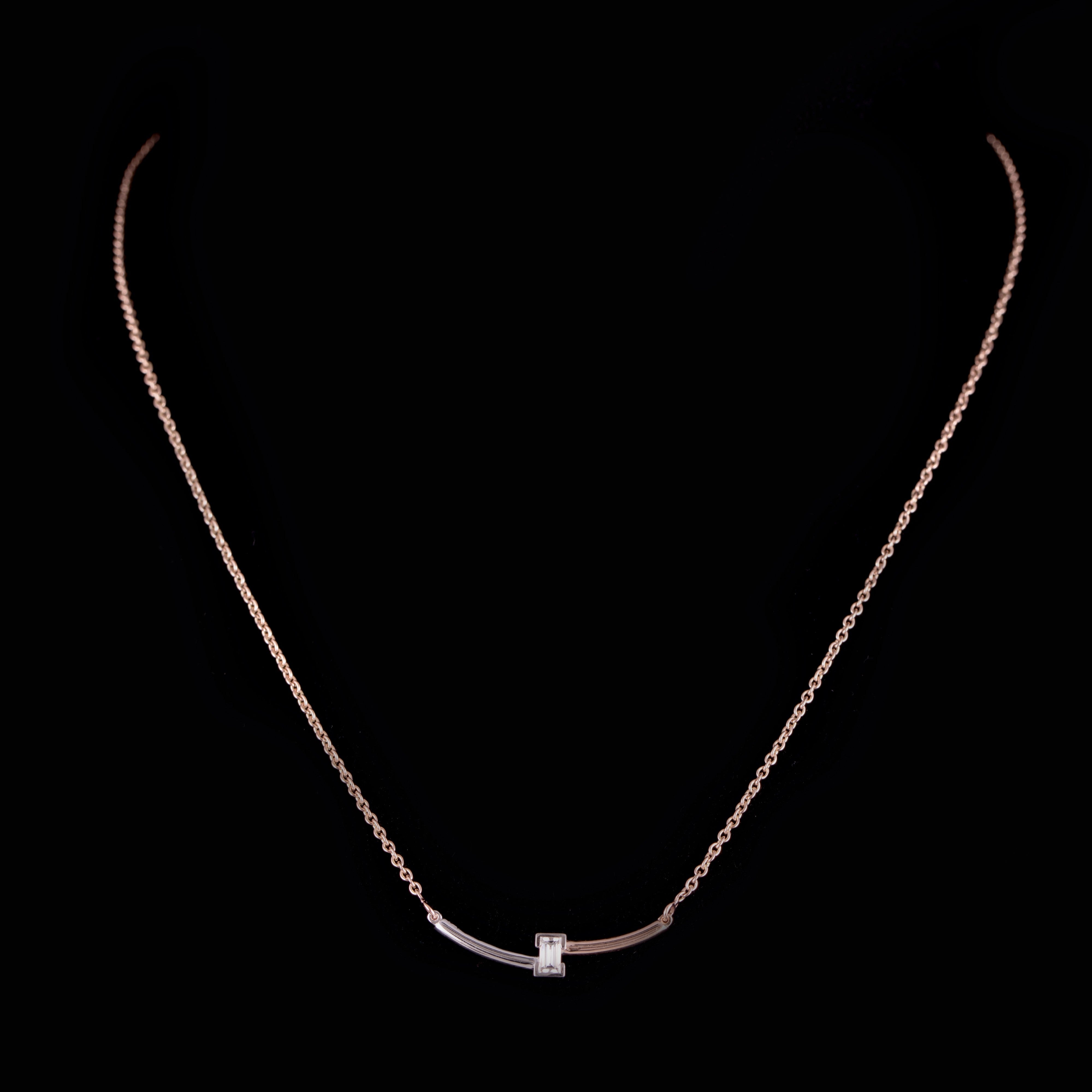 Curve Pendant