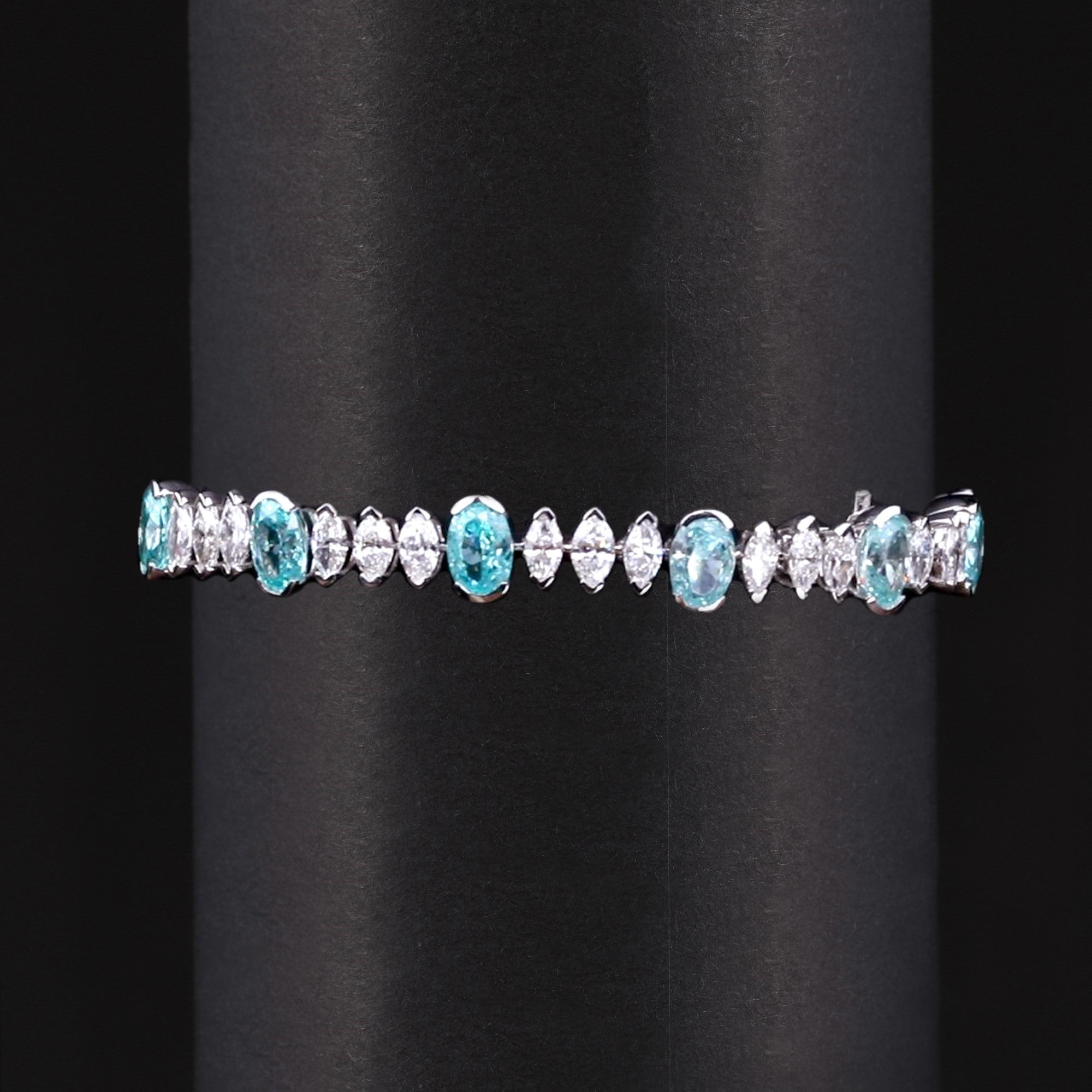 Lumiere Bleu Bracelet