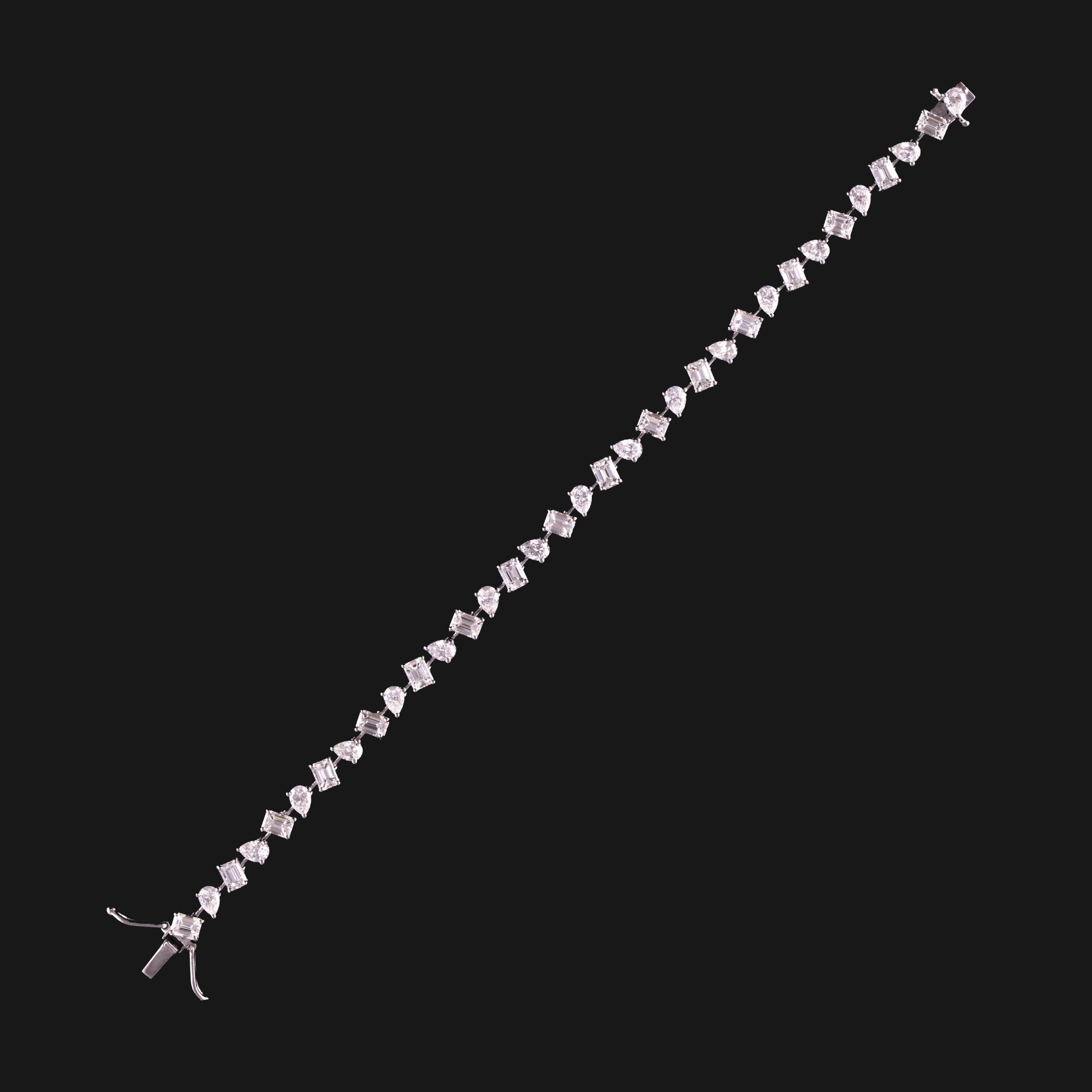 Anemone Emerald - Pear Tennis Bracelet