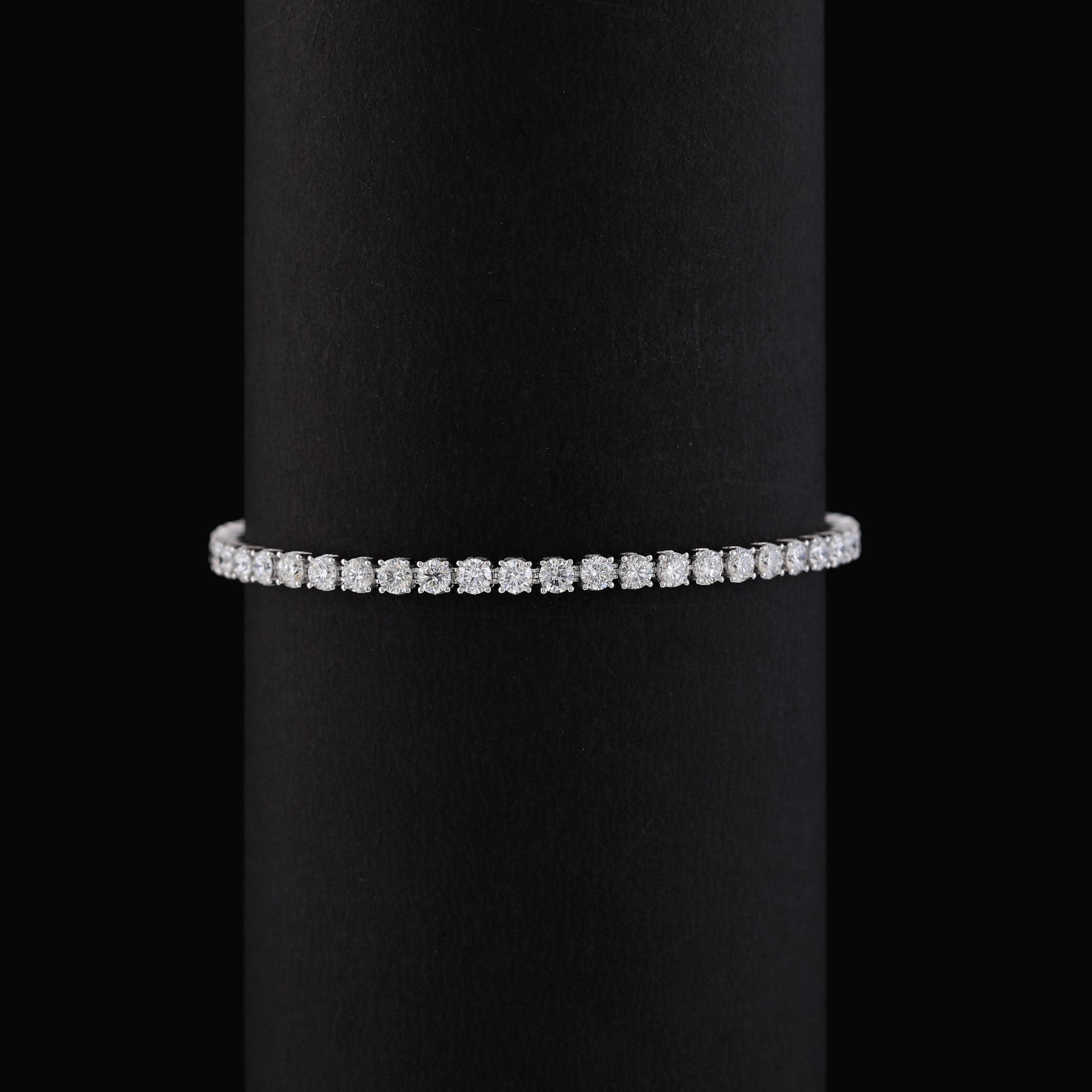 Juniper Round Tennis Bracelet
