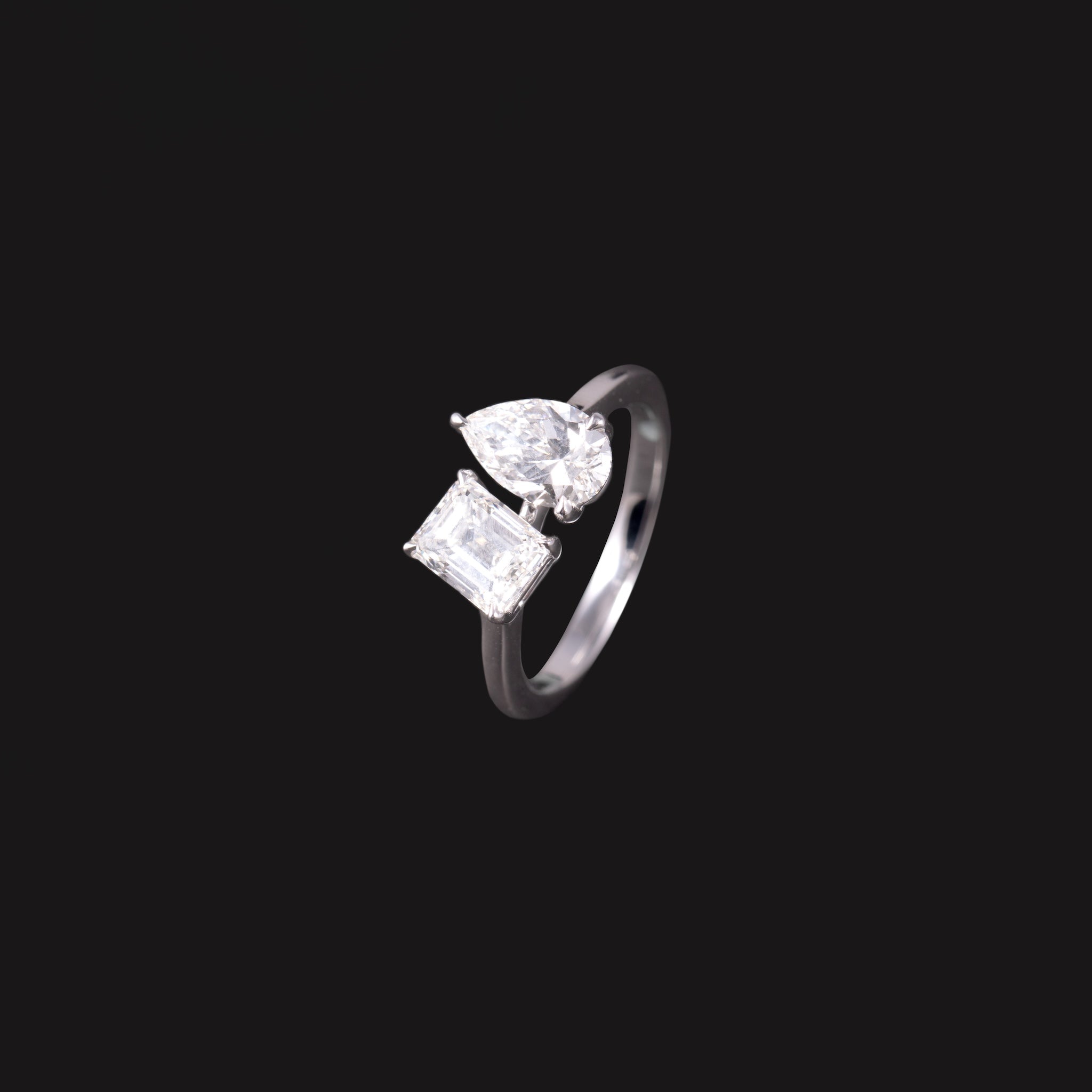 Toi-et-Moi Ring