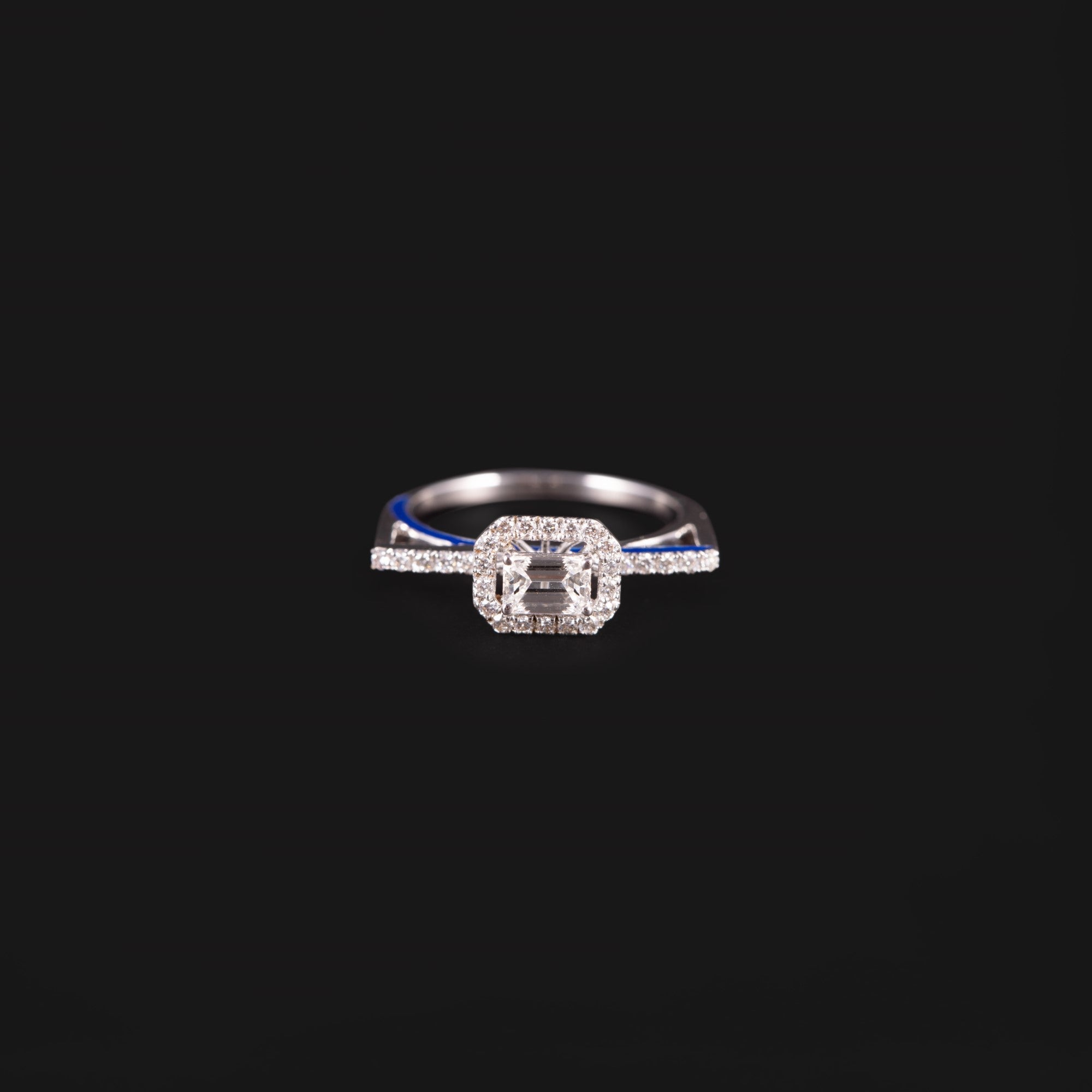 Teeraz Ring