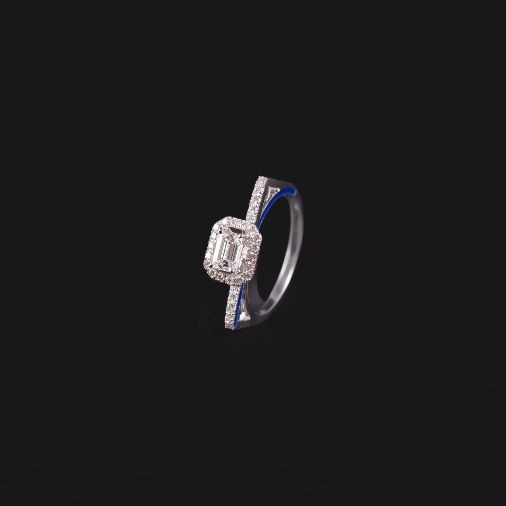 Teeraz Ring