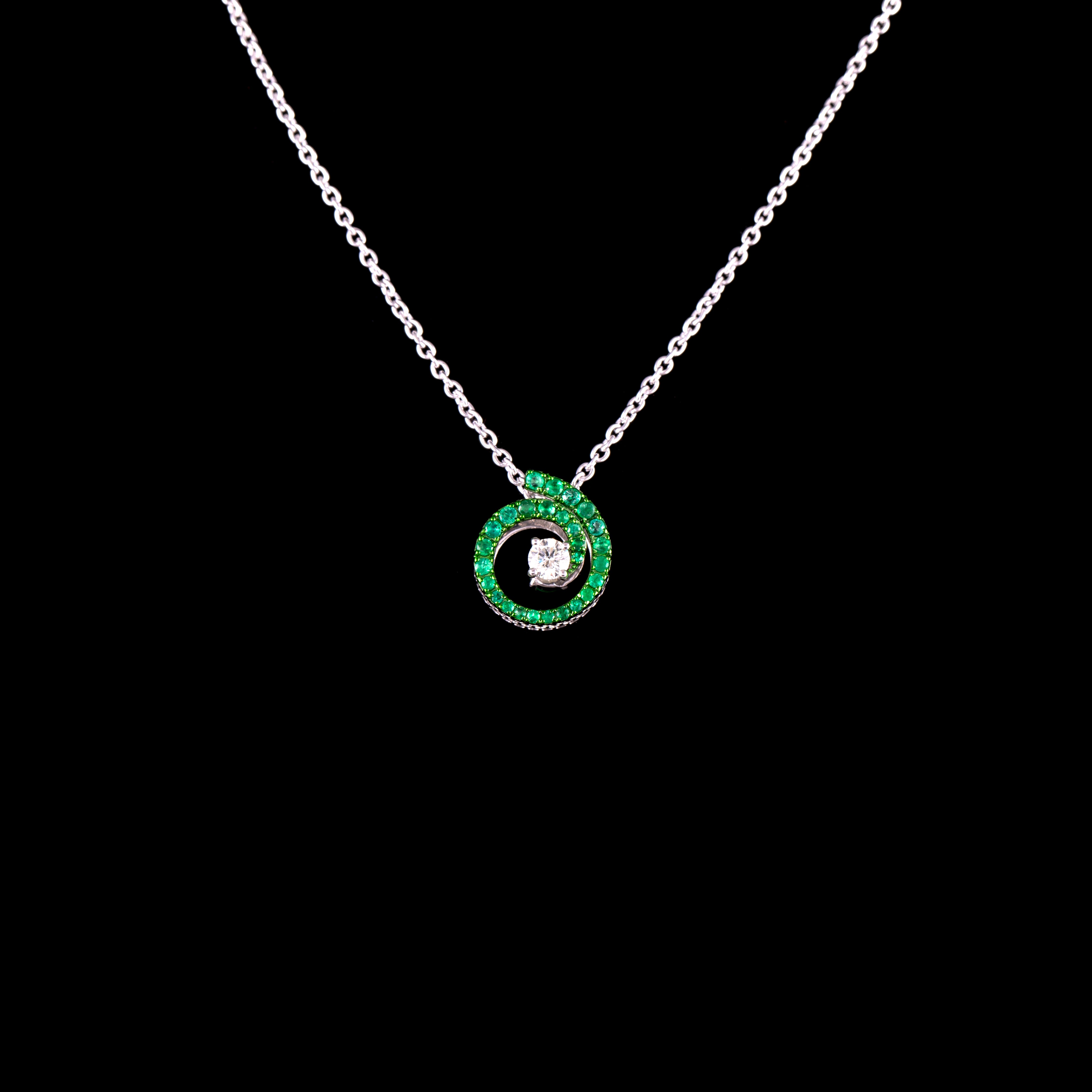 Elara Emerald Pendant