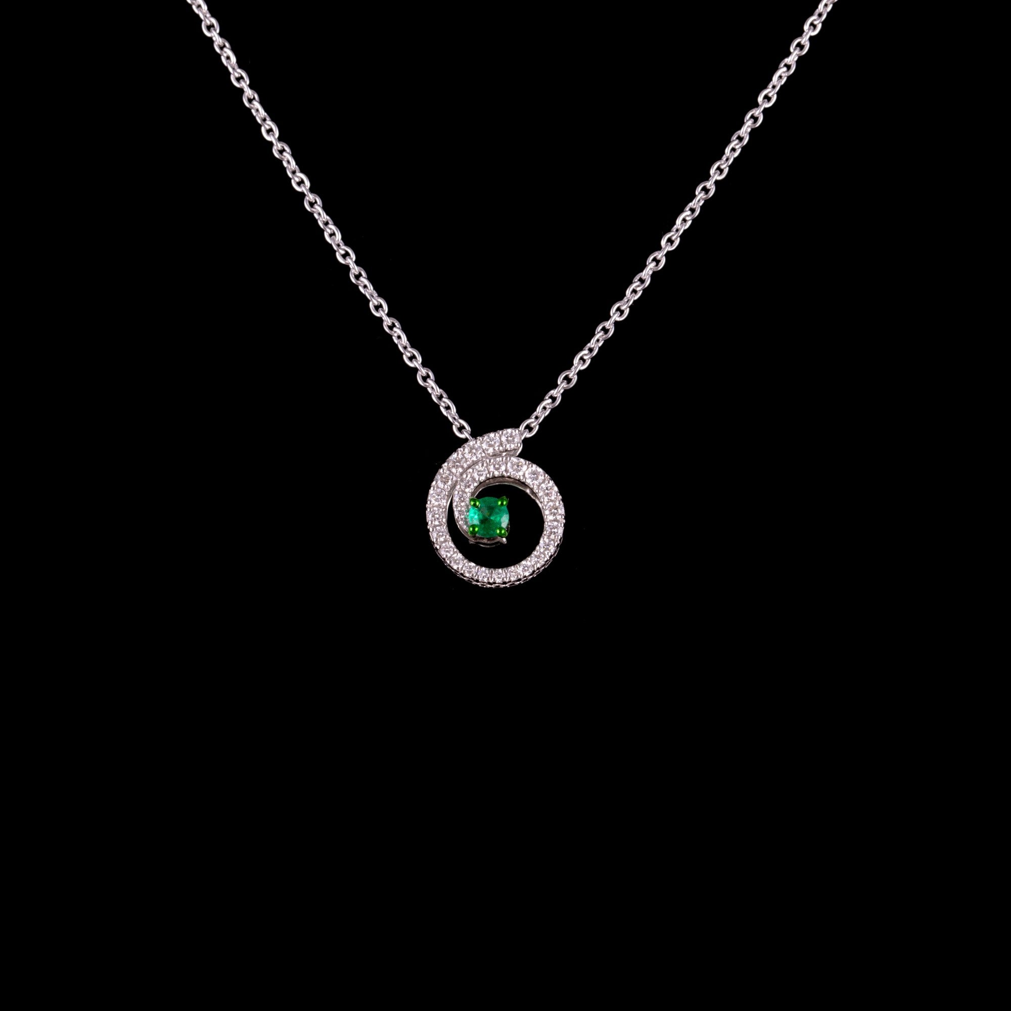 Elara Emerald Pendant