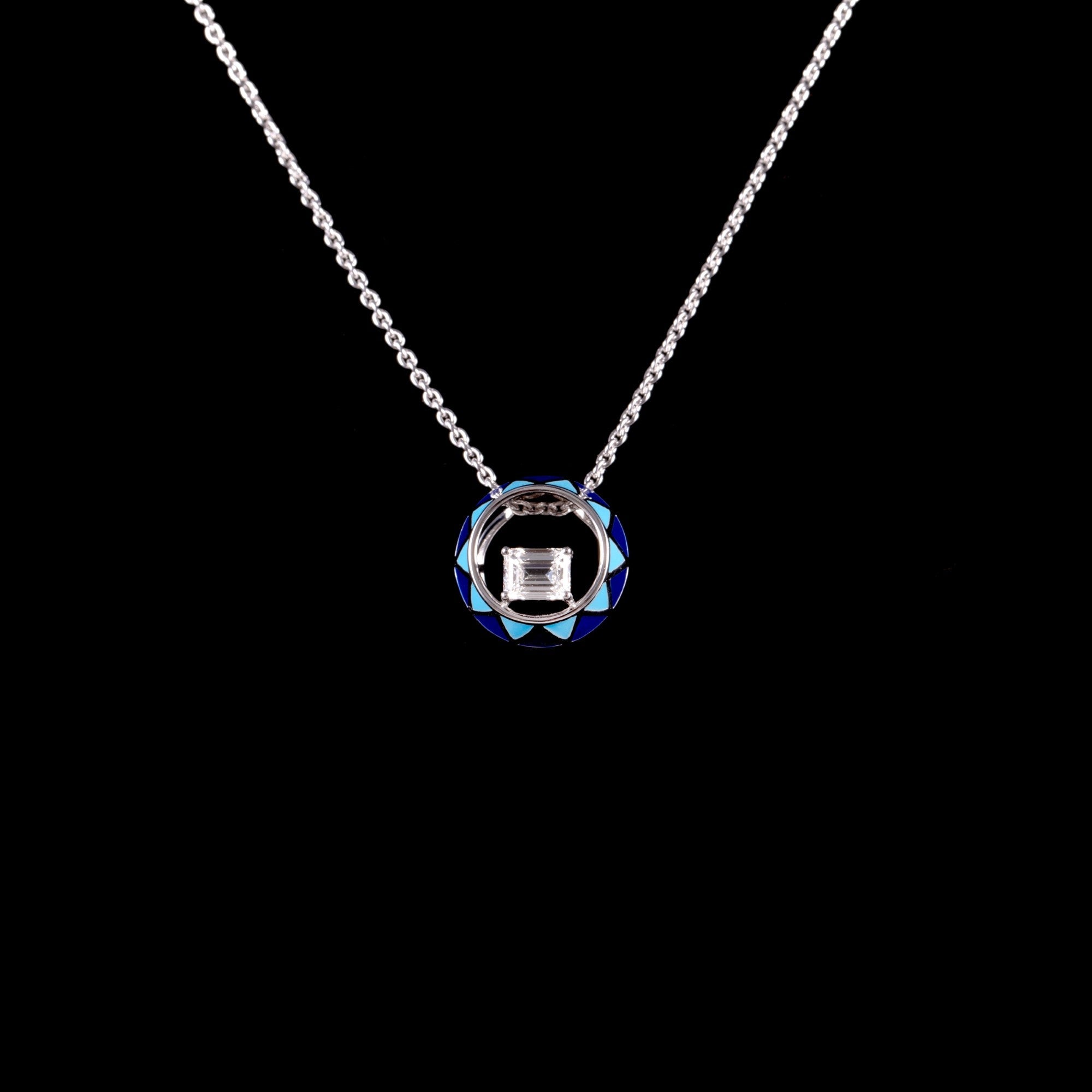 Noori Pendant