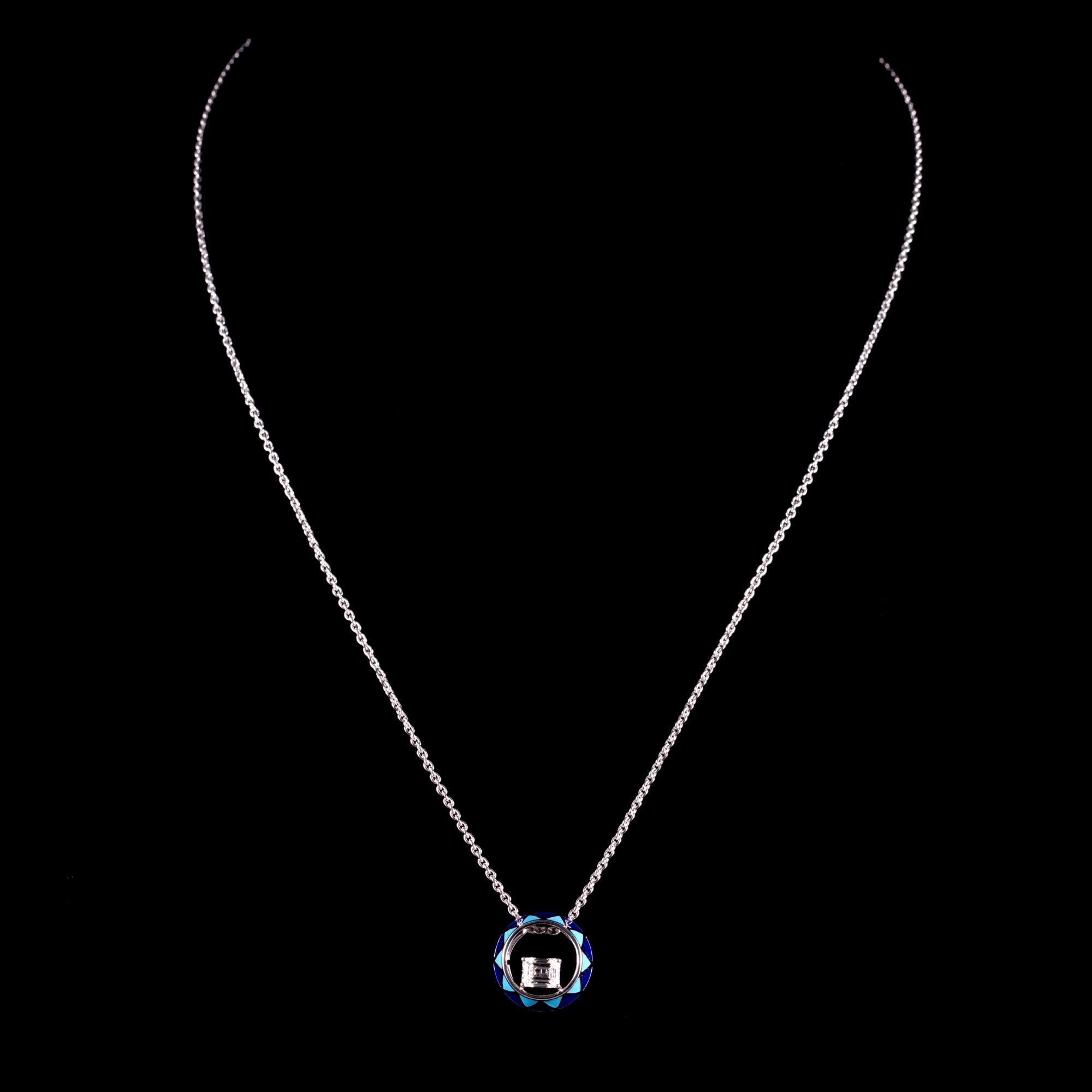 Noori Pendant